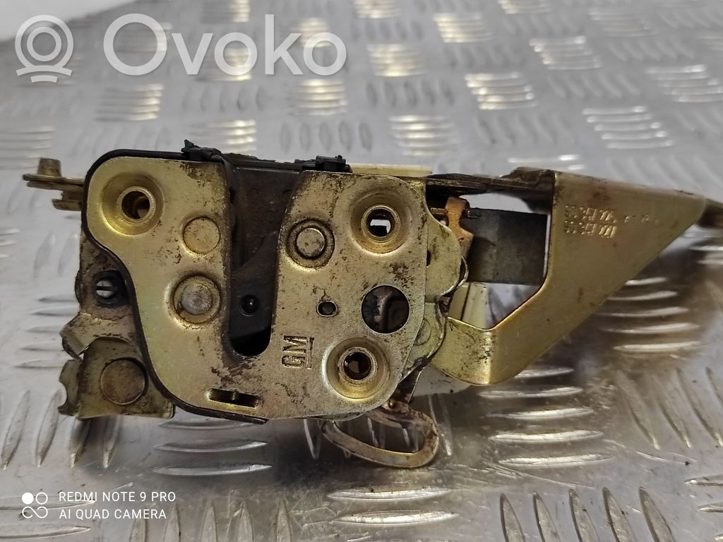 Opel Calibra Zamek drzwi przednich 