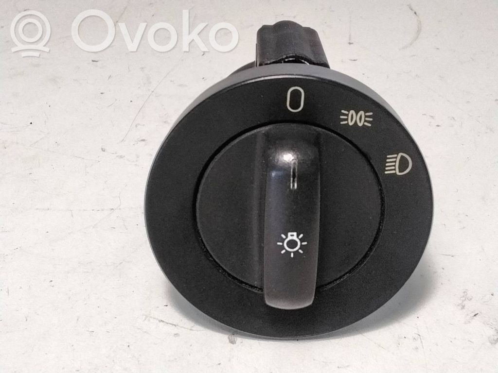 Light switch   8363683,549391011,61318352212,61318363683,8352212