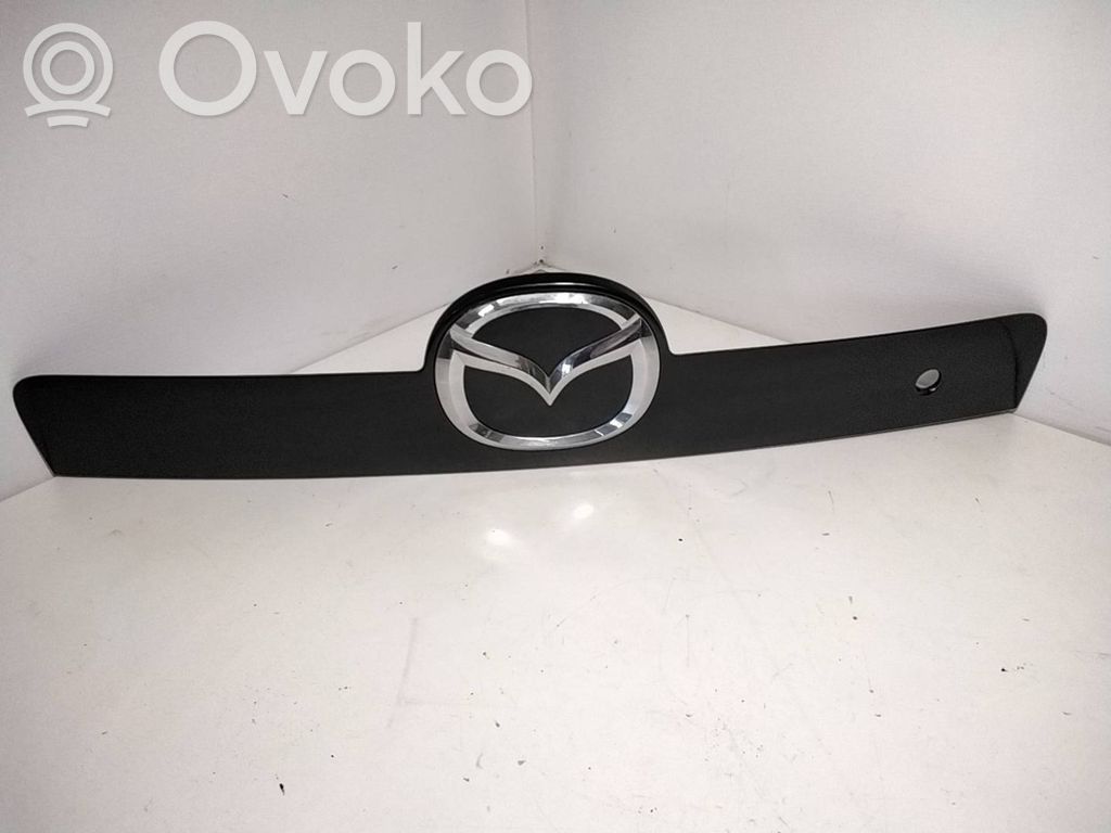 Mazda CX-7 Garniture de hayon 