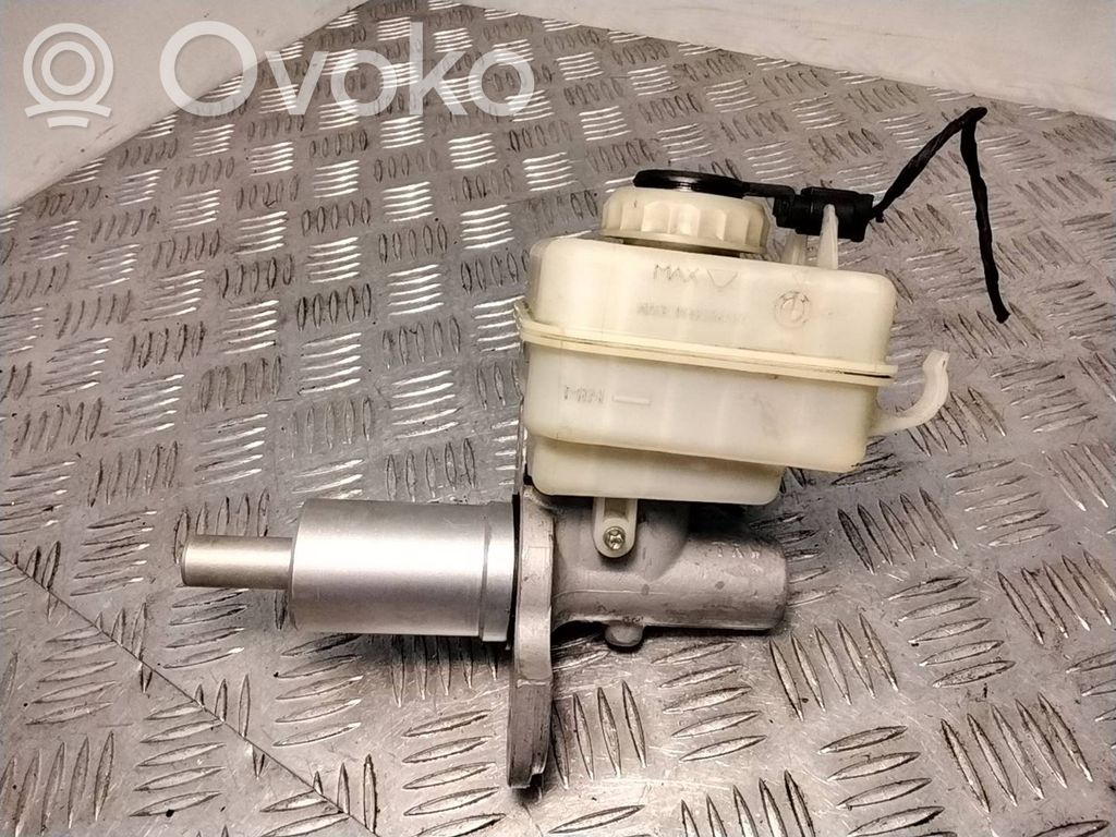 BMW 5 E60 E61 Master brake cylinder 