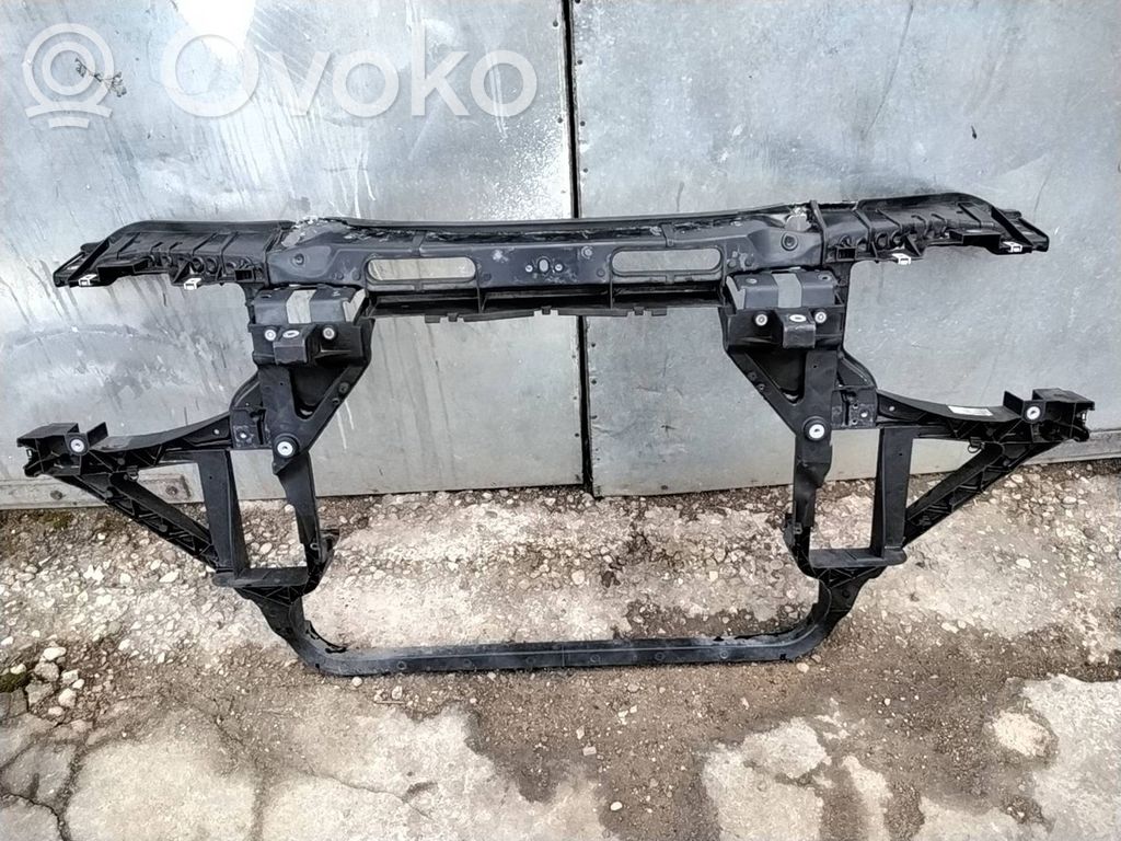 BMW X3 E83 Radiatoru panelis 