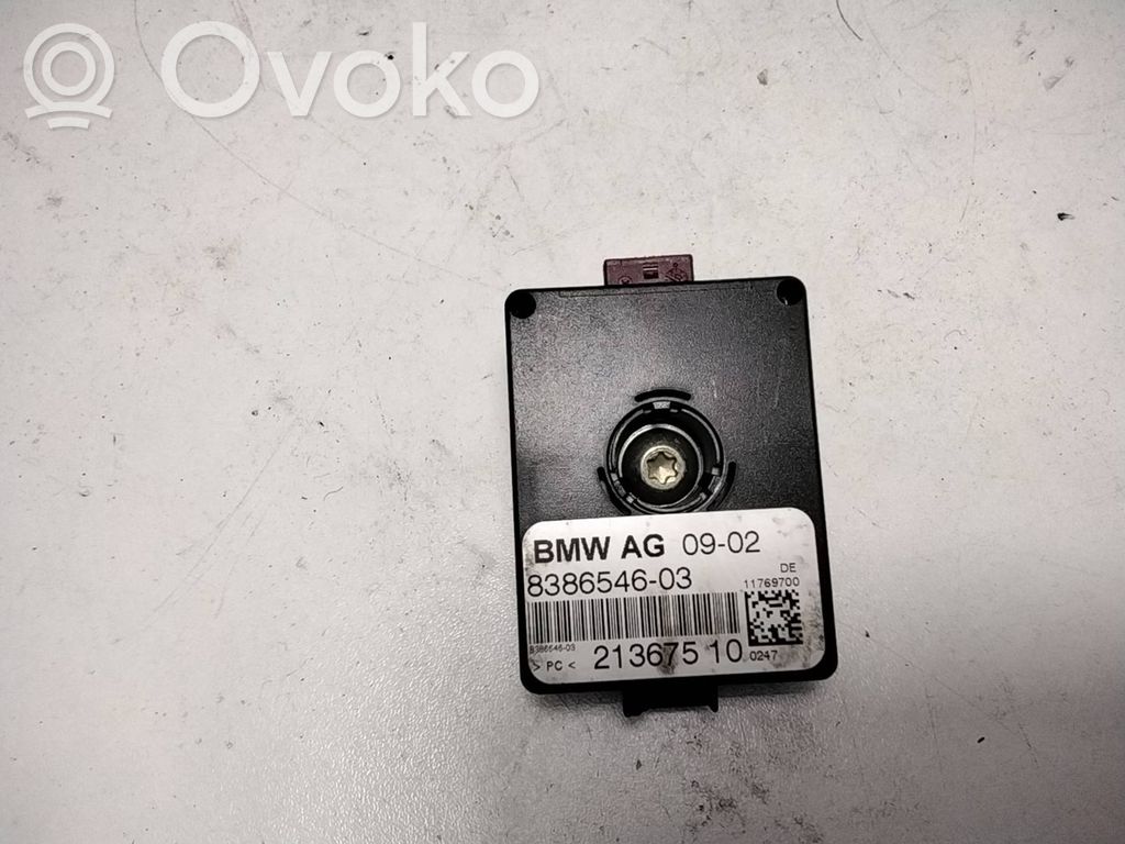 BMW 3 E46 Antenos stiprintuvas 