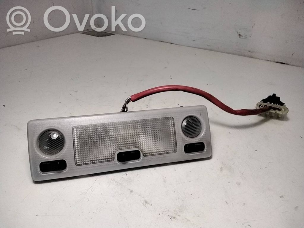 BMW 3 E36 Priekinių vietų apšvietimo žibintas 