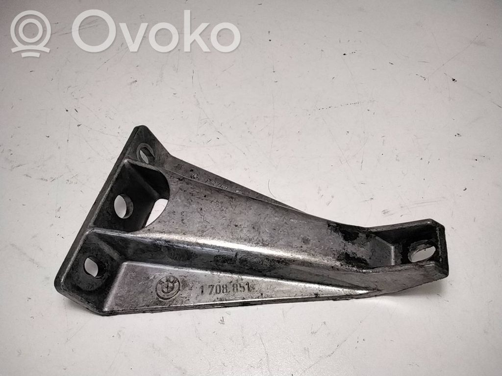 BMW 7 E32 Engine mounting bracket 