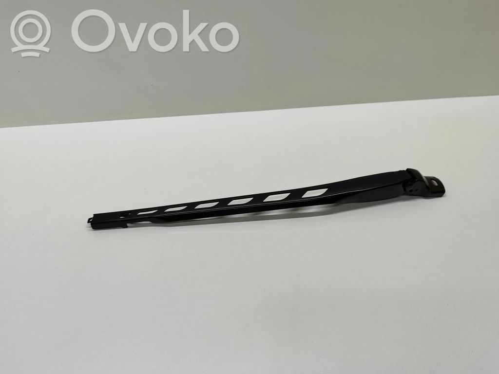 BMW 5 E60 E61 Priekinio stiklo valytuvas 