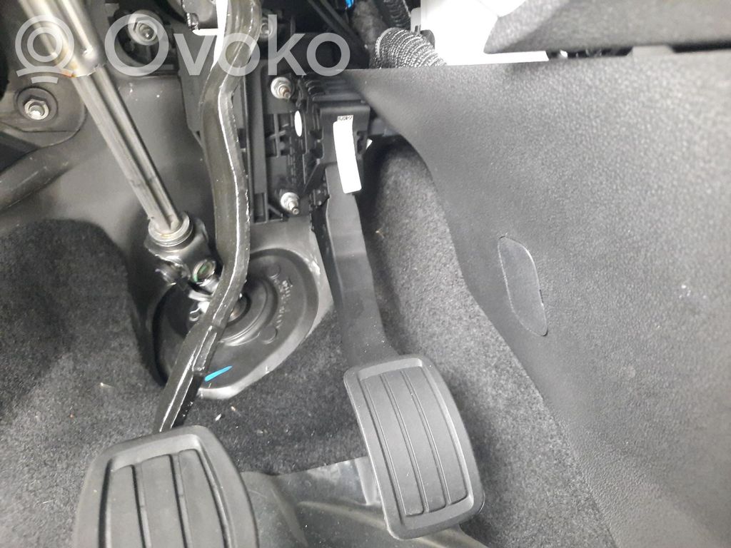 Pedal del acelerador