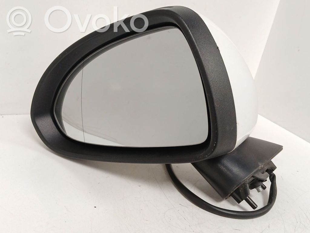Front door electric wing mirror