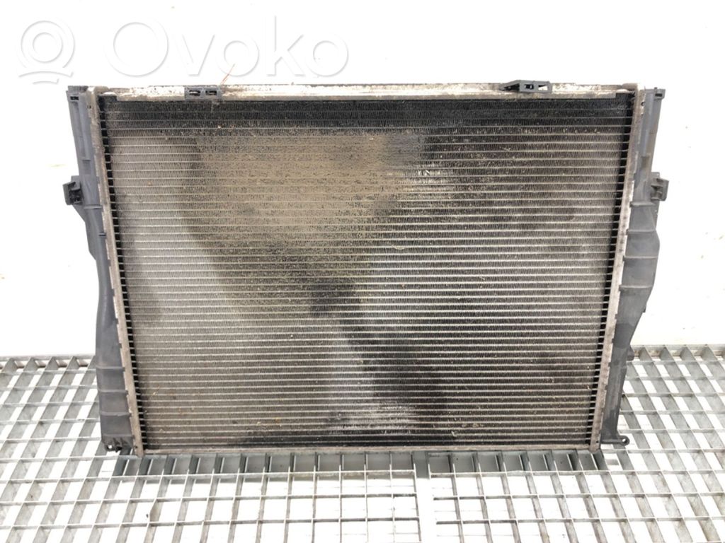 BMW 3 E92 E93 Aušinimo skysčio radiatorius 