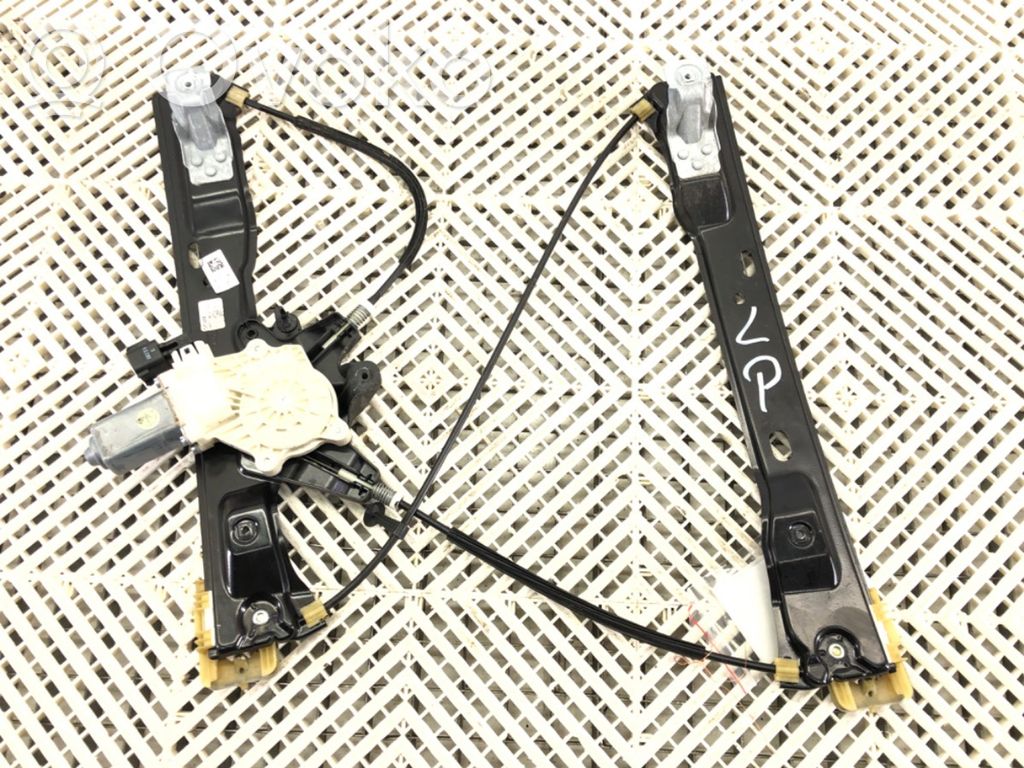 Ford Focus Front door window regulator with motor 