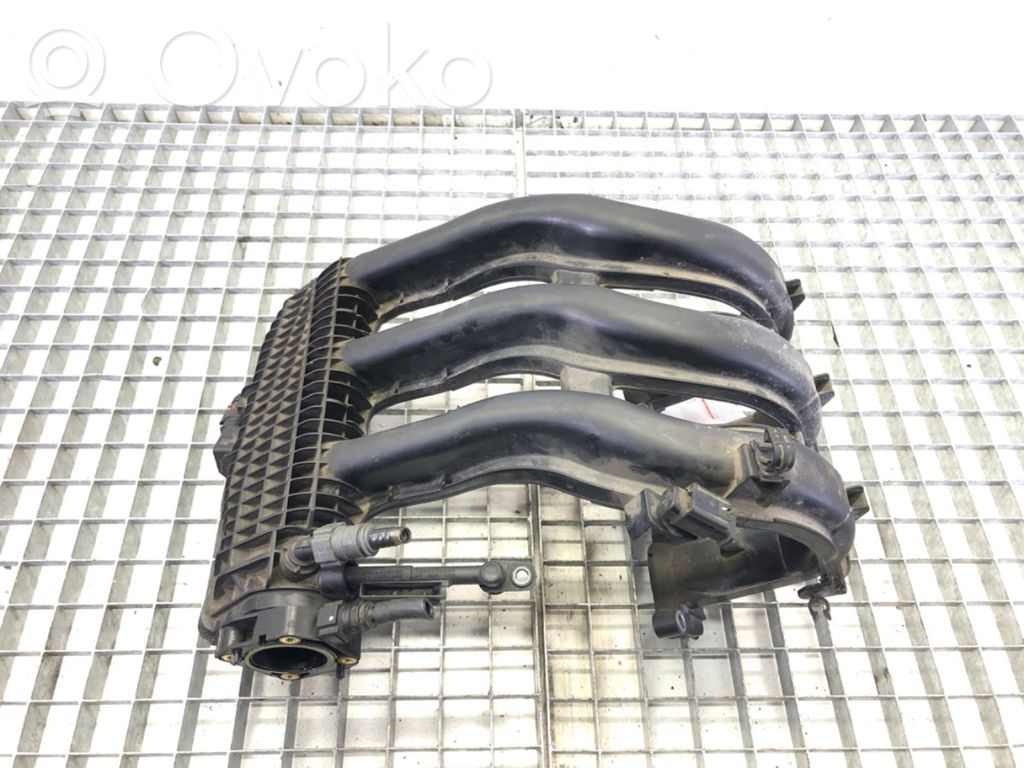 Peugeot 208 I Intake manifold 