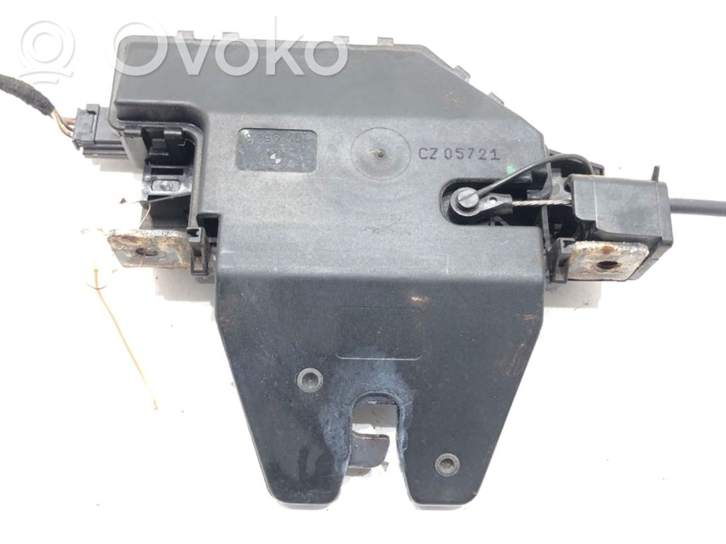 Tailgate exterior lock   8196401
