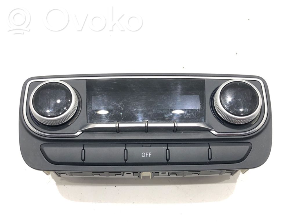 Audi Q7 4M Interior fan control switch 