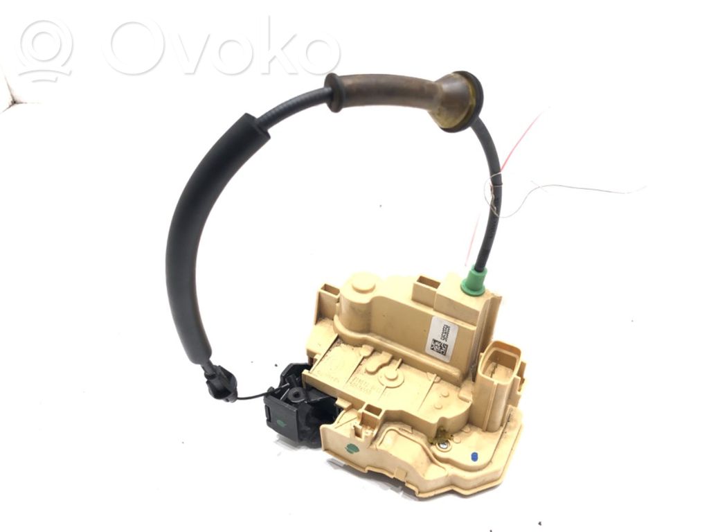 Alfa Romeo Stelvio Zamek drzwi tylnych 