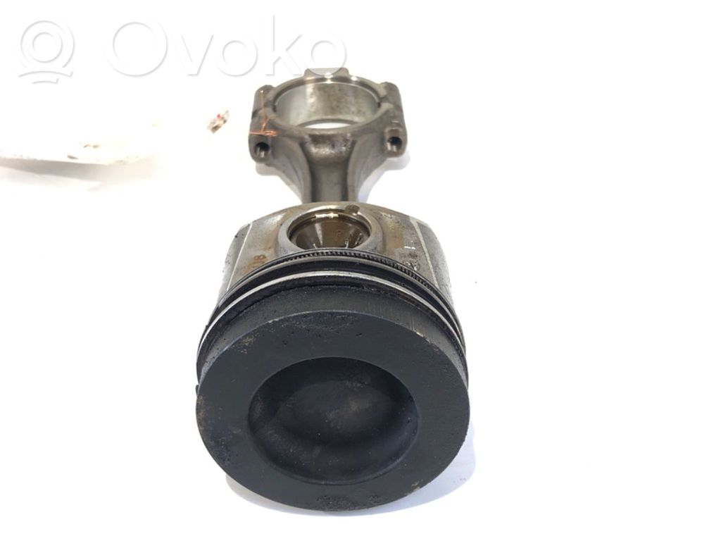 Skoda Octavia Mk3 (5E) Piston with connecting rod 