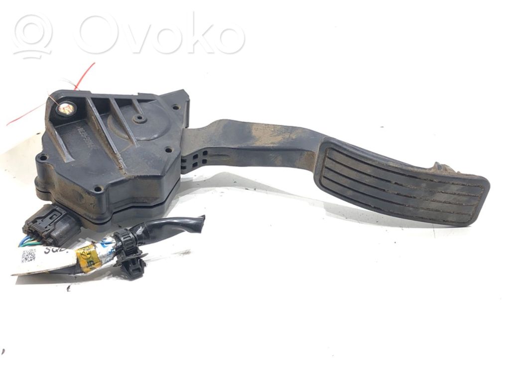 Subaru XV I Accelerator throttle pedal 