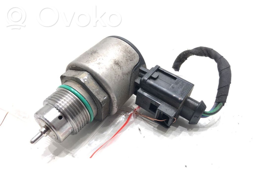 Skoda Octavia Mk3 (5E) Régulateur de pression de carburant 