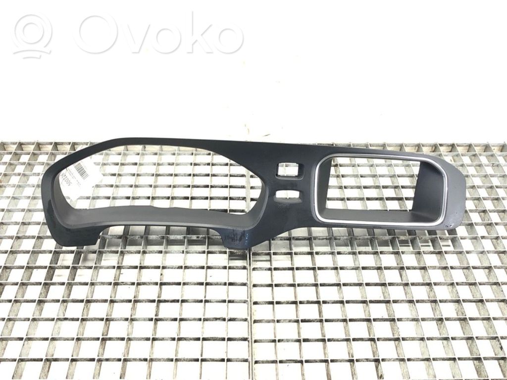 Volvo V40 Other exterior part 