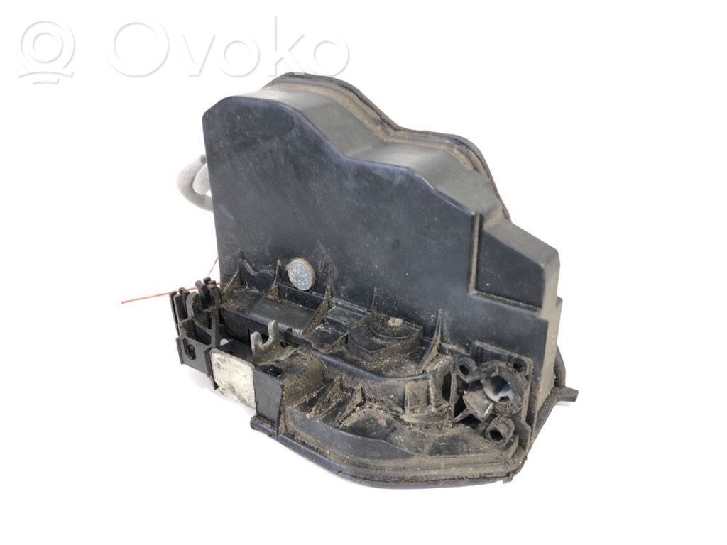 Etuoven lukko   7167071