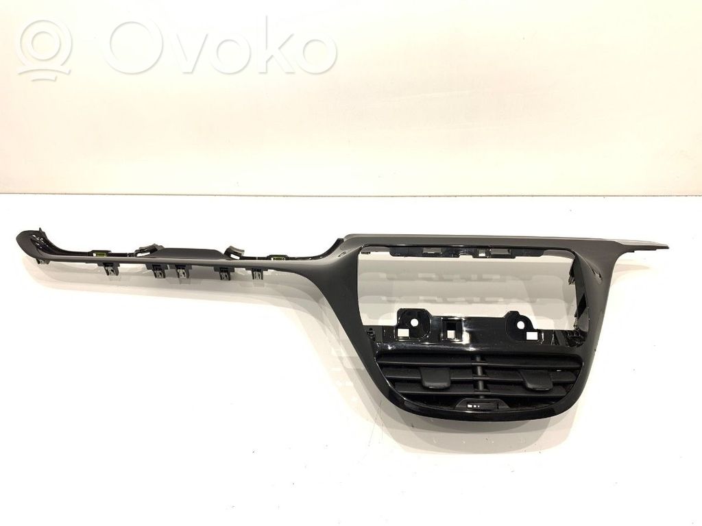Peugeot 208 I Cornice cruscotto 