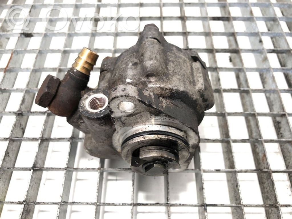 Iveco Daily 3rd gen Power steering pump 
