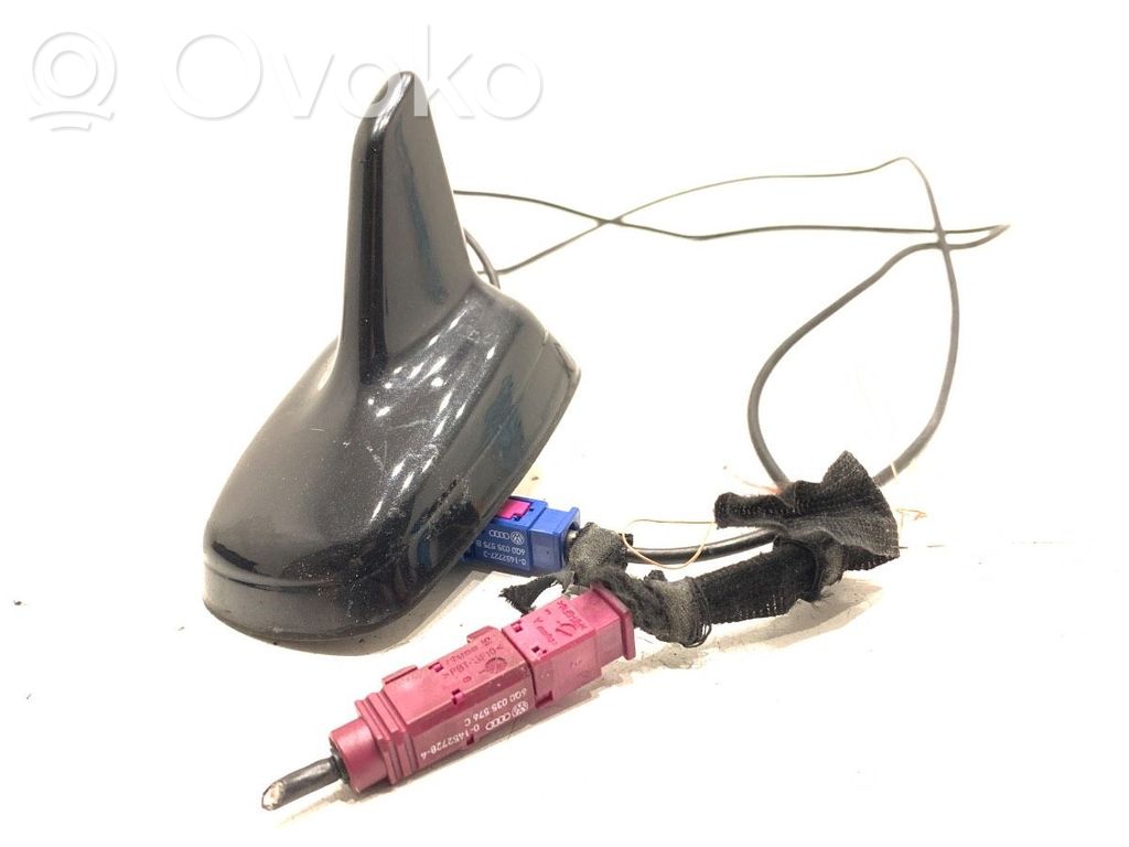 Audi A5 8T 8F Antena radiowa 