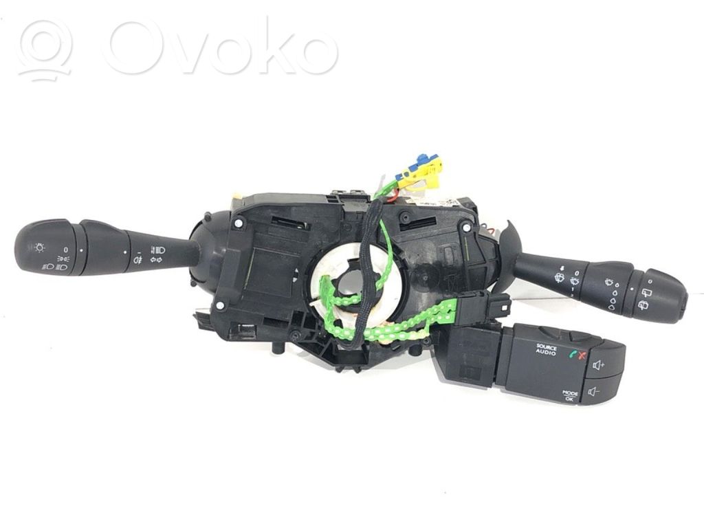 Renault Twingo III Interruptor/palanca de limpiador de luz de giro 