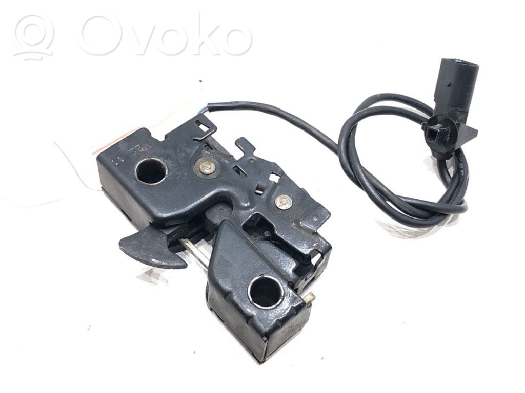 Volkswagen Jetta VI Engine bonnet/hood lock/catch 