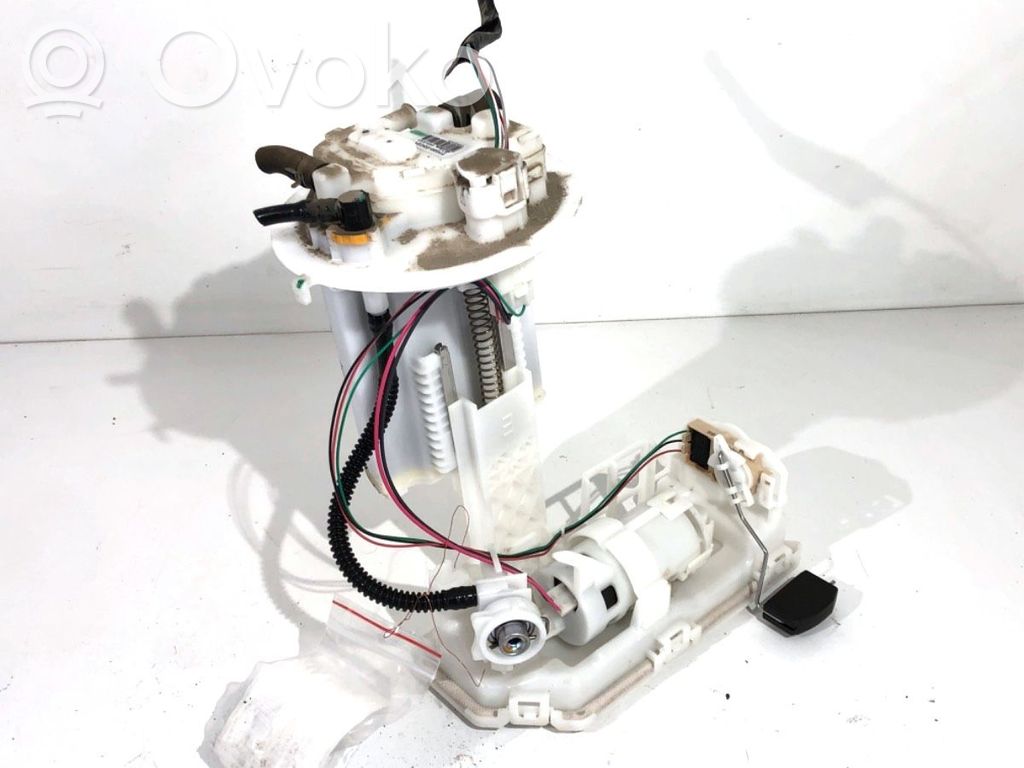 Bomba interna de combustible   7702002C21