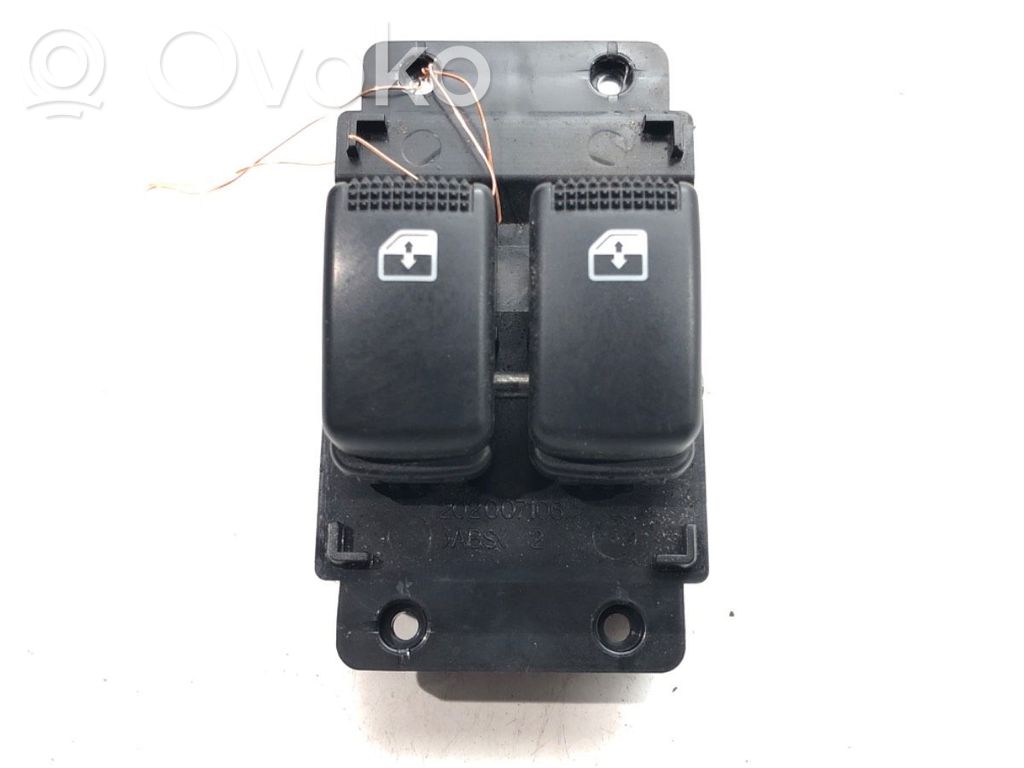 Hyundai i10 Electric window control switch 
