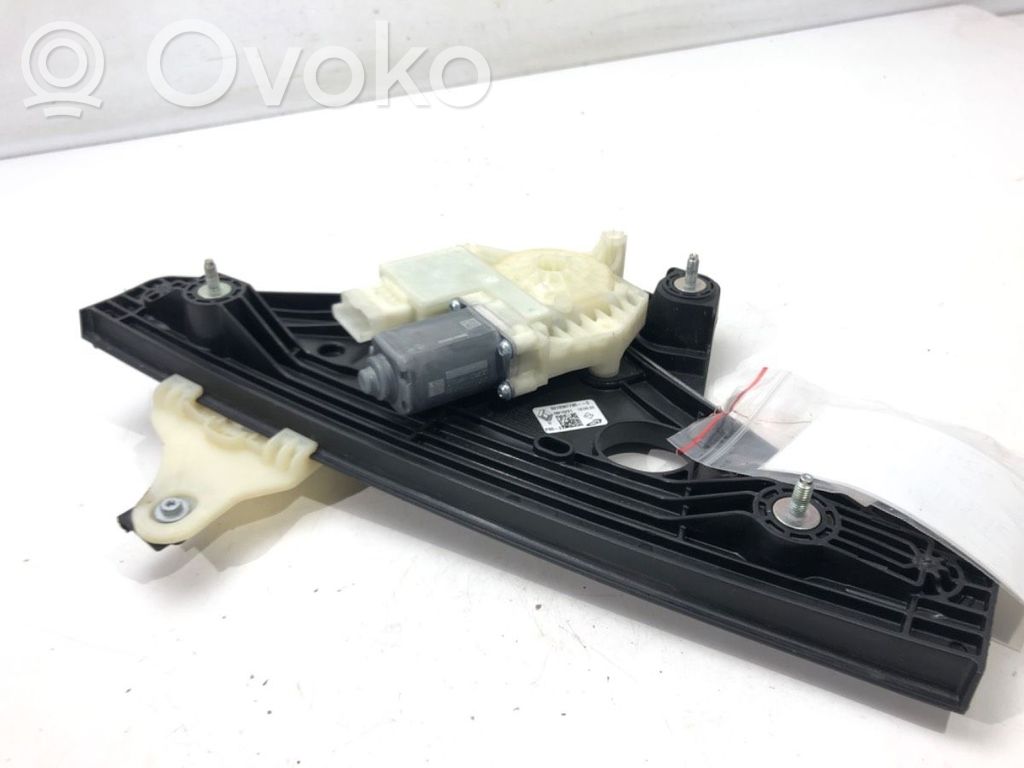 Renault Clio V Elektryczny podnośnik szyby drzwi tylnych 