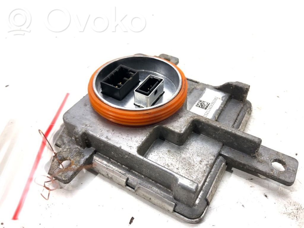 Audi A4 S4 B8 8K Module convertisseur de tension 