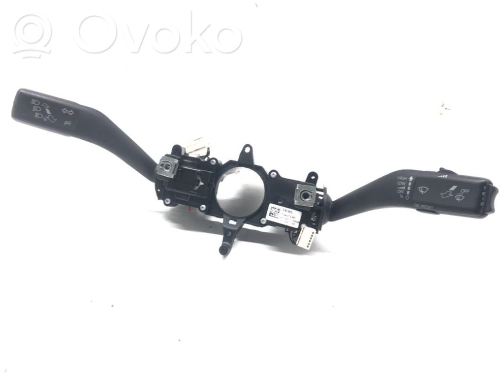 Skoda Octavia Mk2 (1Z) Commodo, commande essuie-glace/phare 