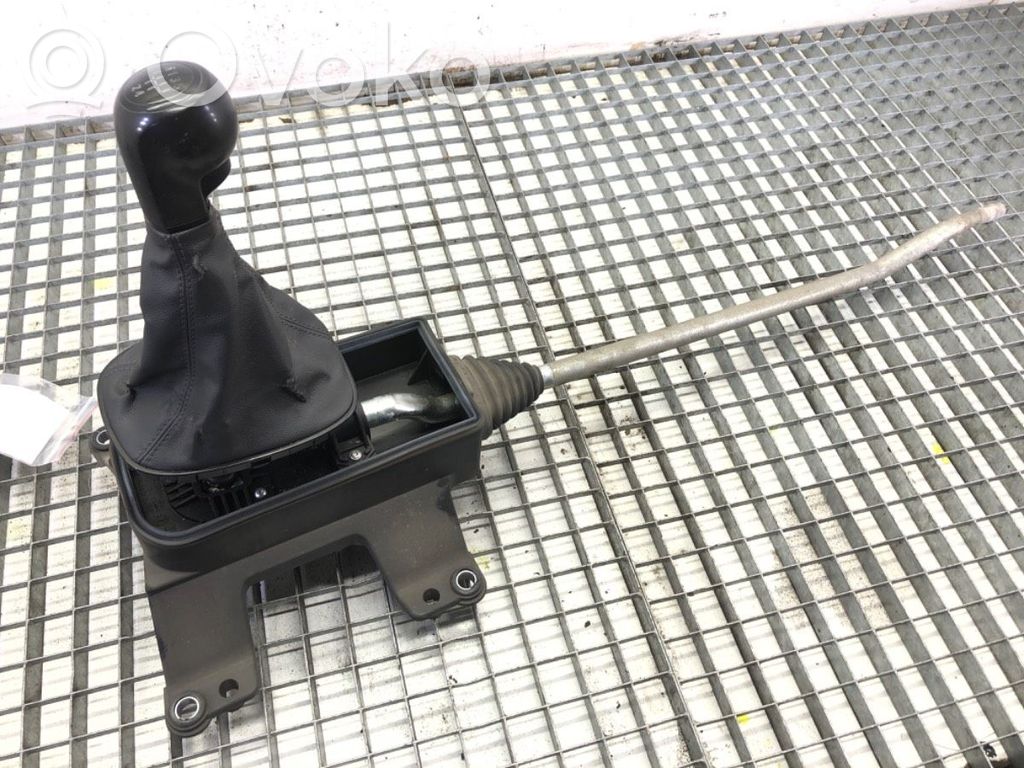 Opel Corsa D Palanca de cambios 
