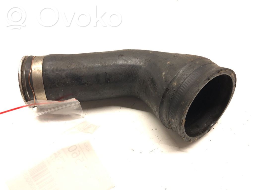BMW 7 F01 F02 F03 F04 Wąż / Rura intercoolera 