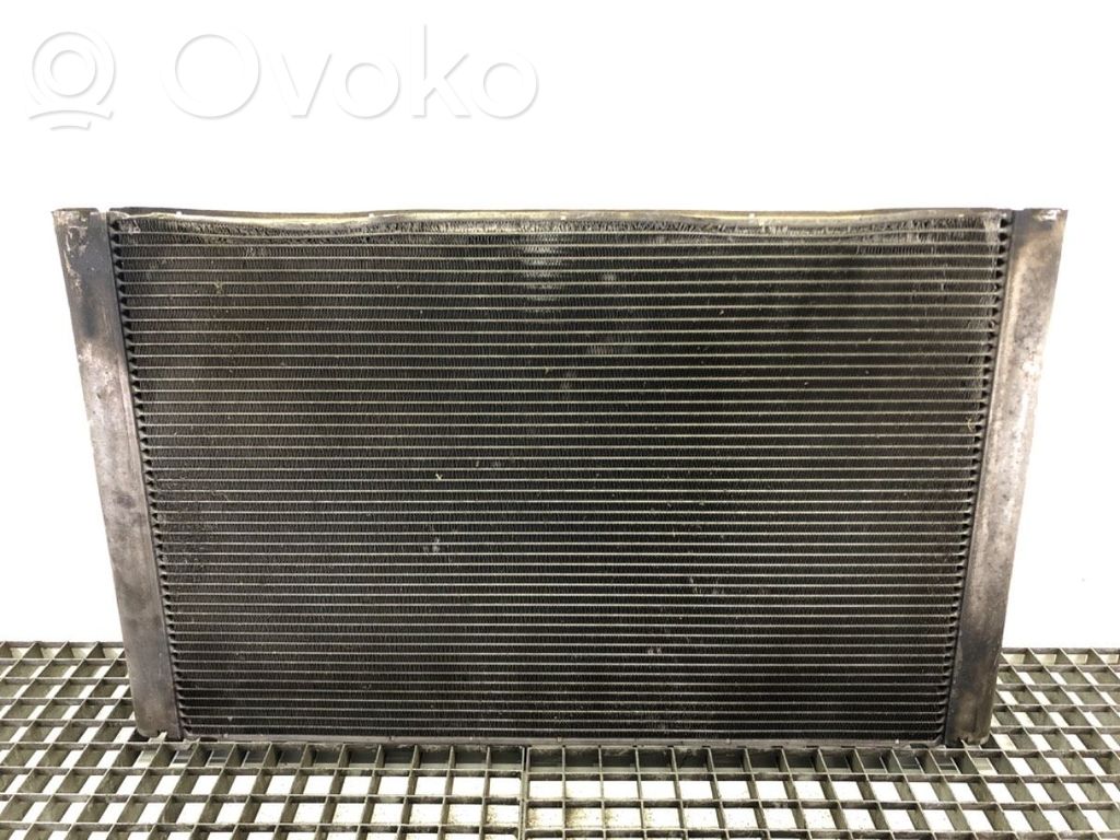 Aušinimo skysčio radiatorius   4E0121251