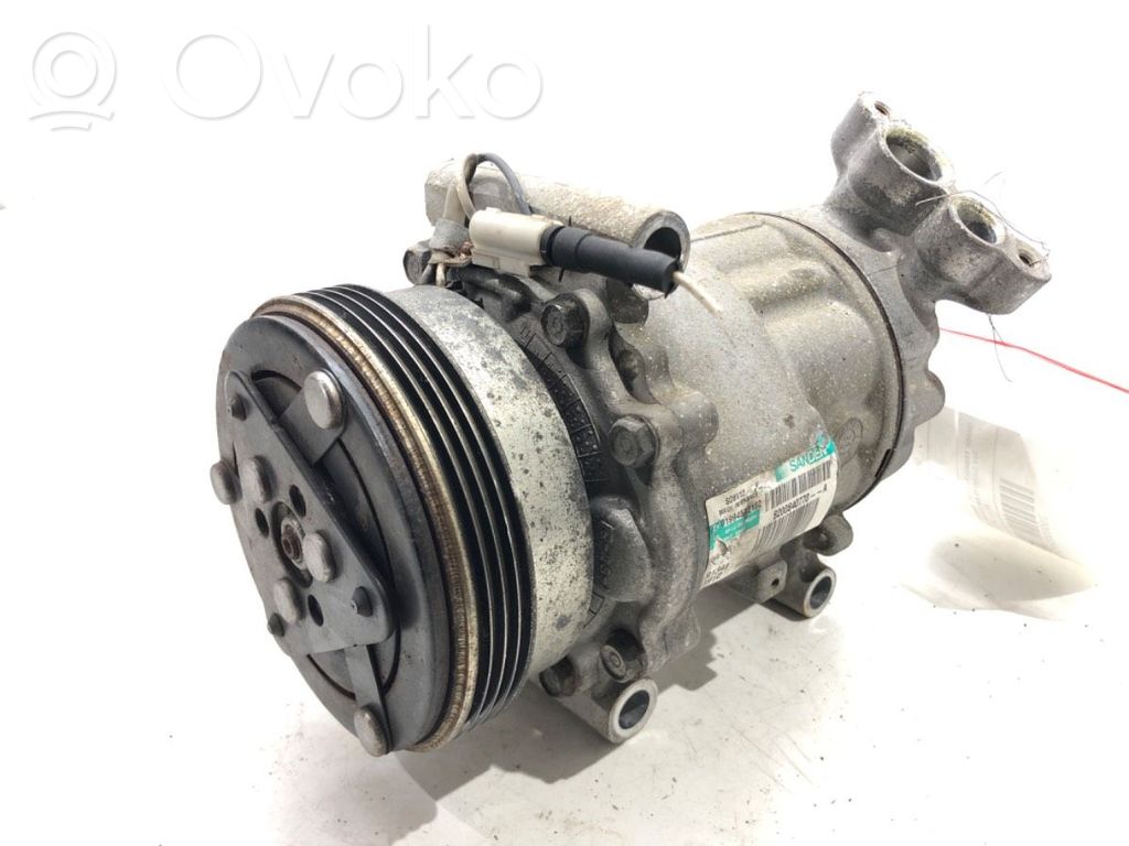 Kompresor / Sprężarka klimatyzacji A/C   8200840770A