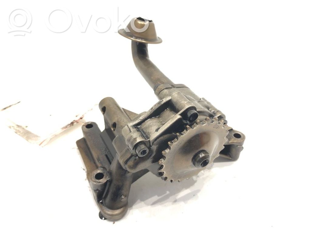 Volkswagen Golf V Bomba de aceite 
