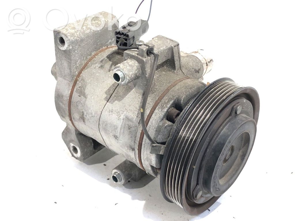 Ilmastointilaitteen kompressorin pumppu (A/C)   Z0004400A