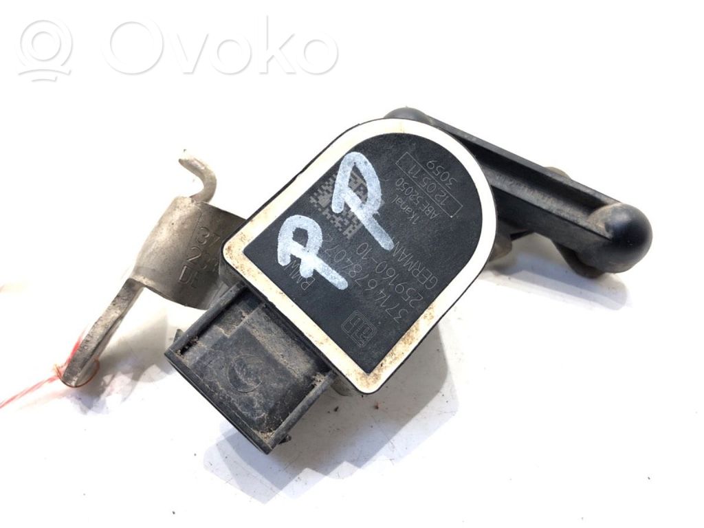 BMW 5 F10 F11 Czujnik poziomowania świateł osi przedniej 