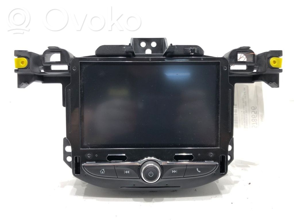 Radio / CD-Player / DVD-Player / Navigation   MED64071101