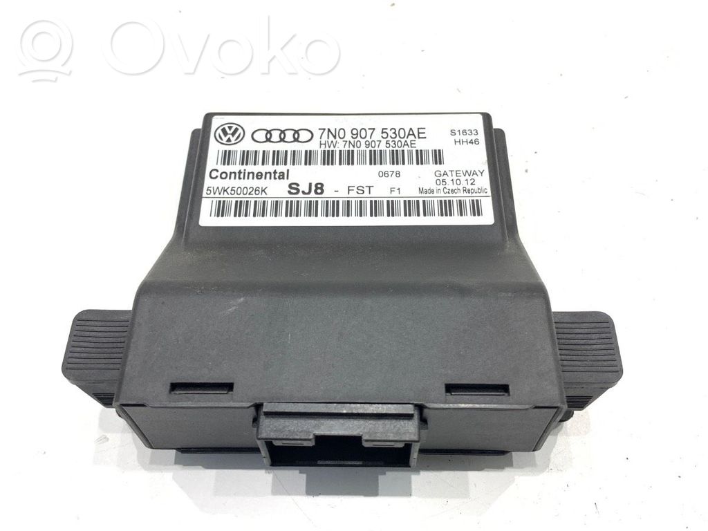 Volkswagen PASSAT B7 Módulo de control Gateway 