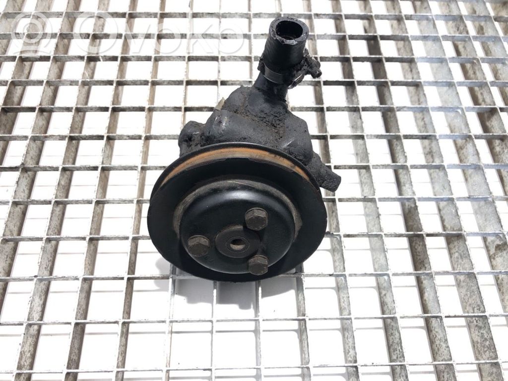 Ohjaustehostimen pumppu