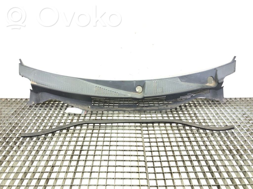 Dodge Caliber Wiper trim 
