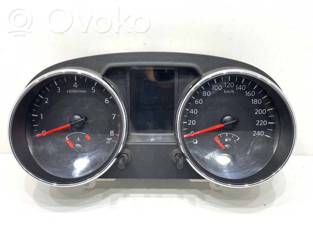 Nissan Qashqai Geschwindigkeitsmesser Cockpit