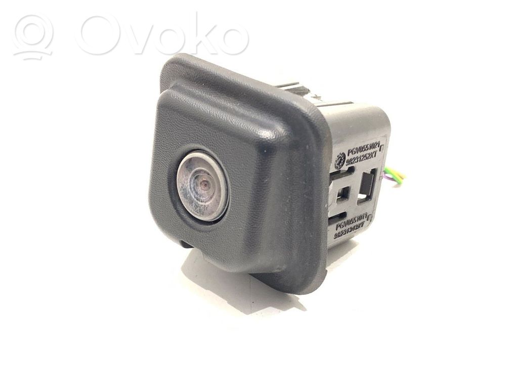 Opel Combo E Camara trasera coche 