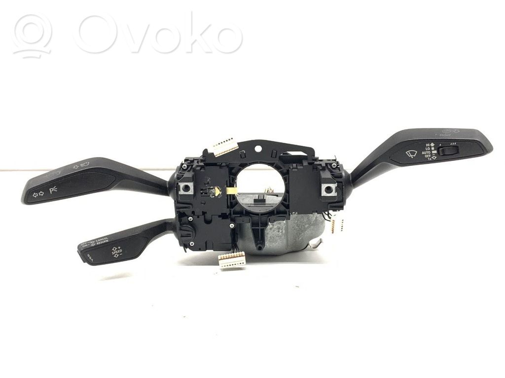 Commodo, commande essuie-glace/phare   8V0953521KK