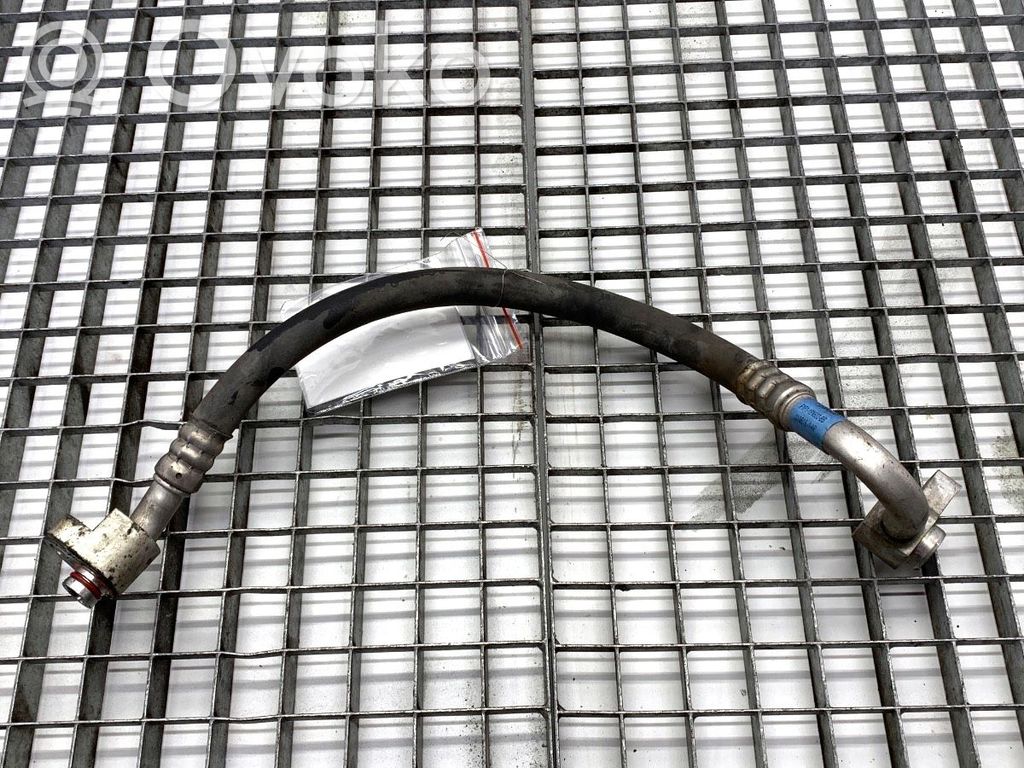 Ford Connect Ilmastointilaitteen putki (A/C) 