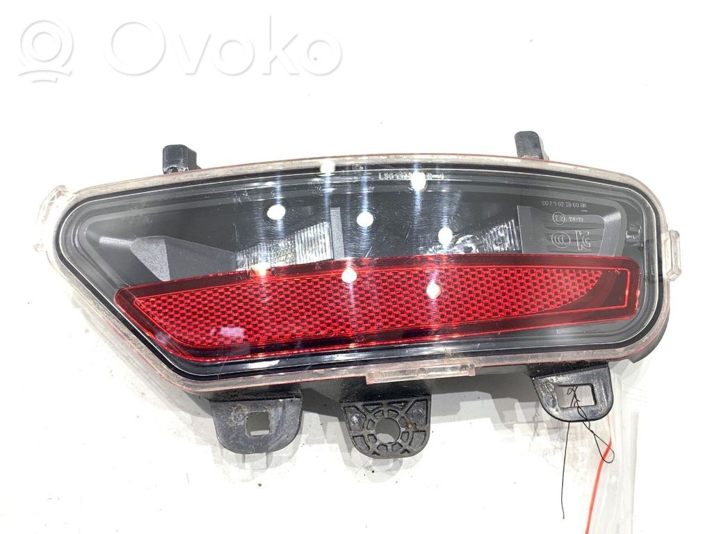 Renault Captur II Rear bumper light 