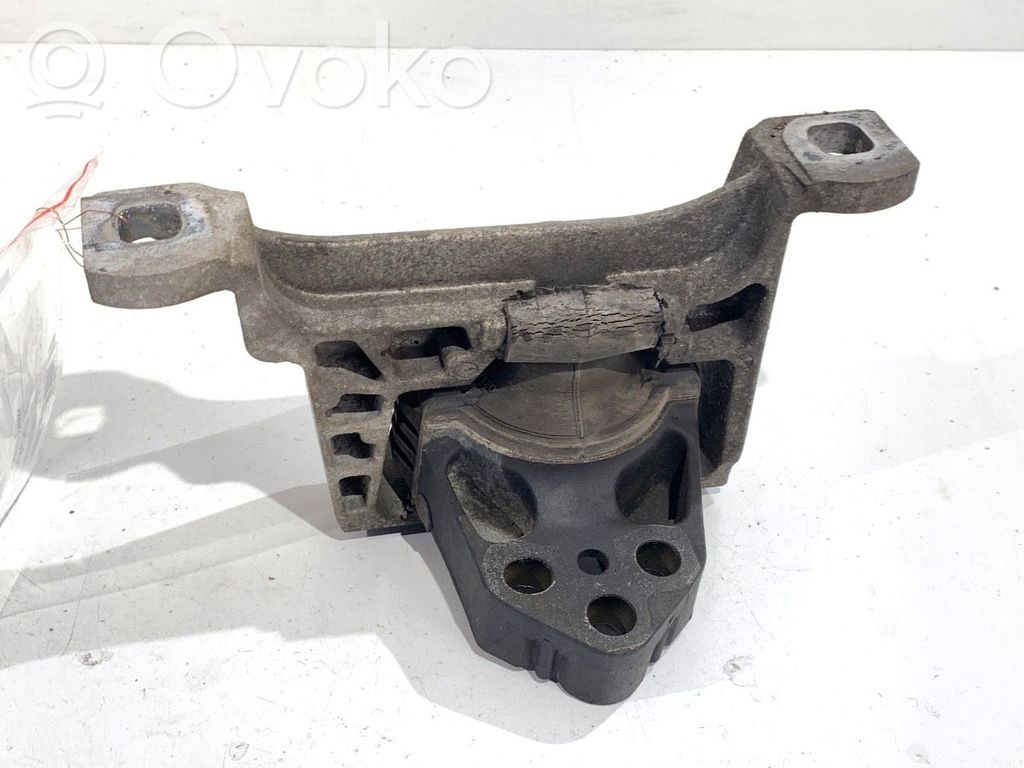 Ford Connect Engine mount vacuum valve 