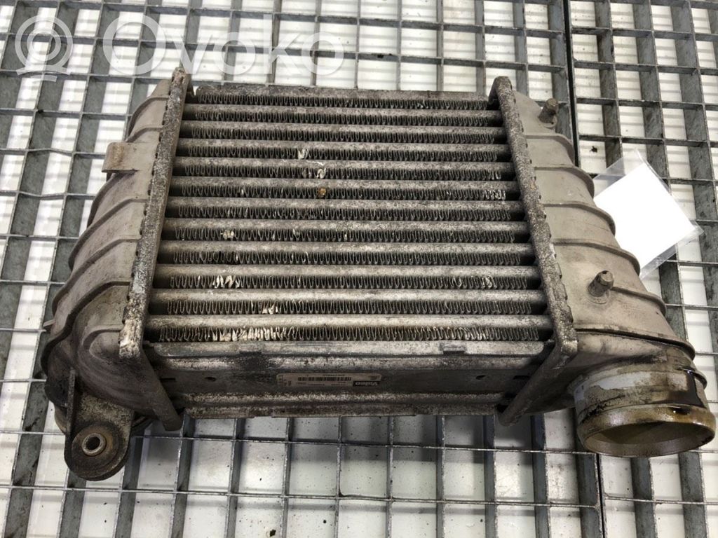 Audi TT Mk1 Interkūlerio radiatorius 